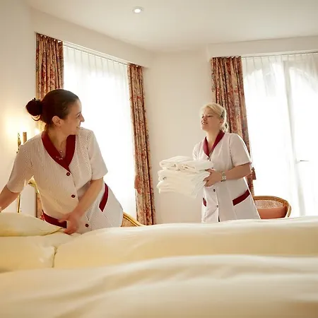 Casanna Hotel Davos City Center 3*